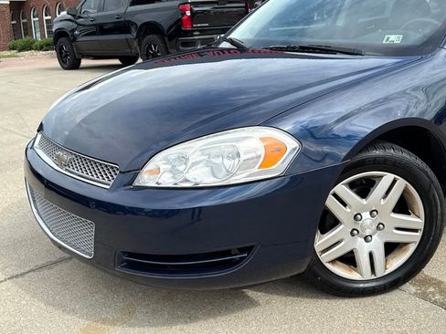 Used 2012 Chevrolet Impala LT FWD image 18