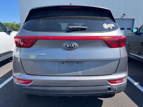 Used 2017 Kia Sportage LX FWD image 4