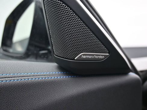 Used 2023 BMW Z4 M40i w/ Premium Package image 10