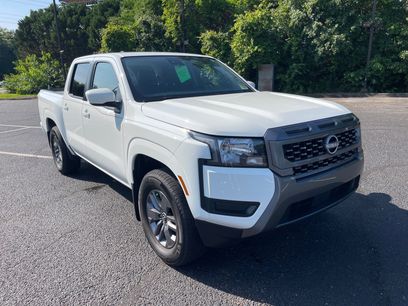 Used 2025 Nissan Frontier SV