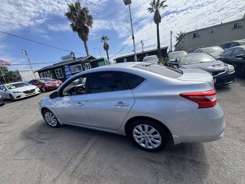 Used 2019 Nissan Sentra S FWD image 7