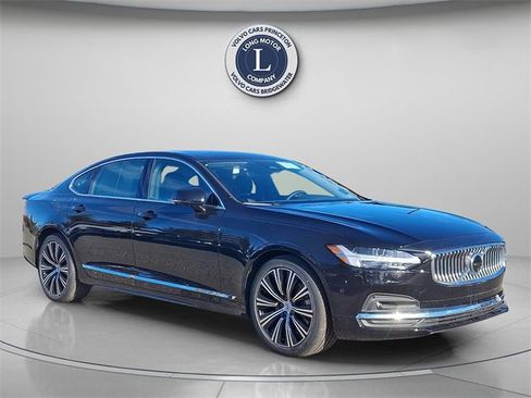 New 2025 Volvo S90 B6 Plus image 1