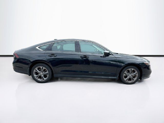 Used 2023 Honda Accord EX image 10