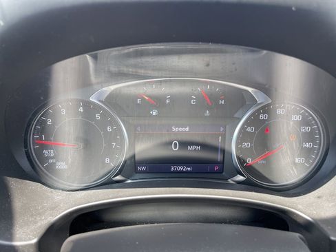 Used 2023 GMC Terrain SLT w/ LPO, Floor Liner Package image 12