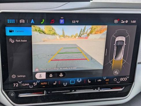 New 2025 Volkswagen ID.4 Pro image 14