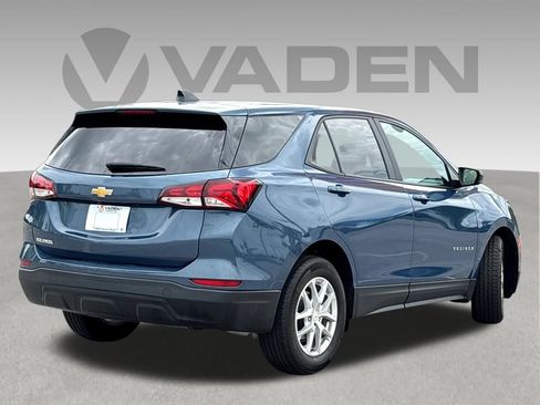 Used 2024 Chevrolet Equinox LS w/ LS Convenience Package FWD image 19