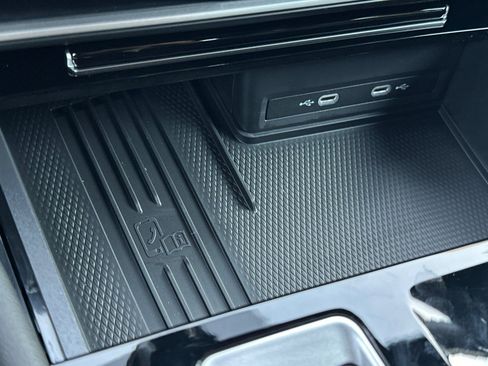 New 2026 Volkswagen Atlas SE FWD image 25