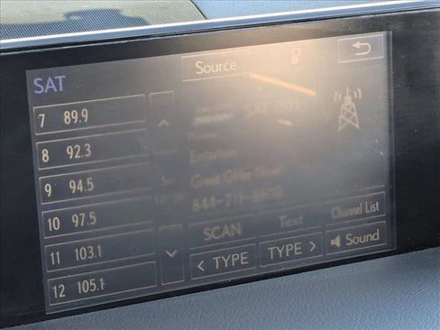 Used 2015 Lexus CT 200h w/ Navigation Package image 14