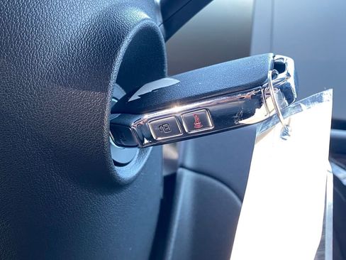 New 2026 Kia Niro LX FWD image 18