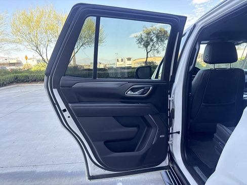 Used 2023 Chevrolet Tahoe RST w/ Luxury Package AWD/4WD image 12