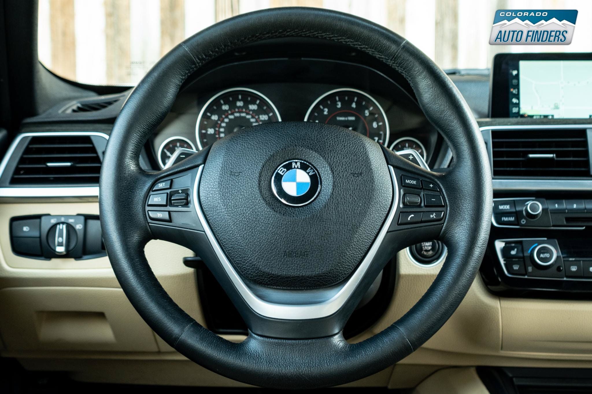 Used 2017 BMW 330i xDrive Wagon AWD/4WD image 14