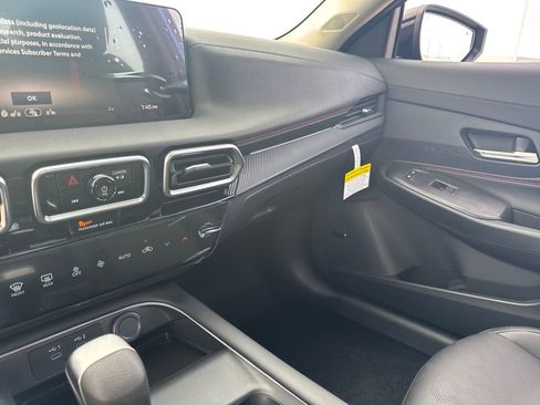 New 2026 Nissan Sentra SR w/ SR Premium Package image 21