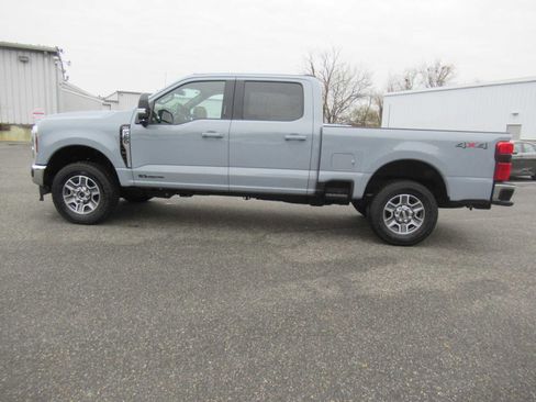 Used 2024 Ford F250 Lariat image 8