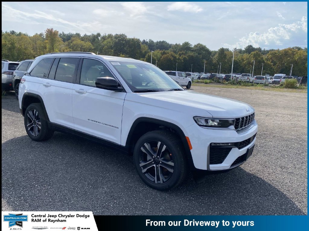 New 2027 Jeep Grand Cherokee Limited AWD/4WD image 1