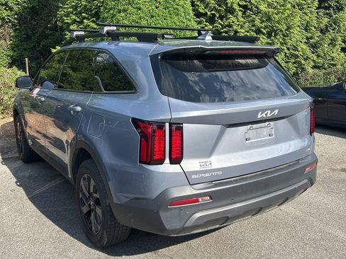 Certified 2023 Kia Sorento S w/ Panoramic Sunroof Package AWD/4WD image 2