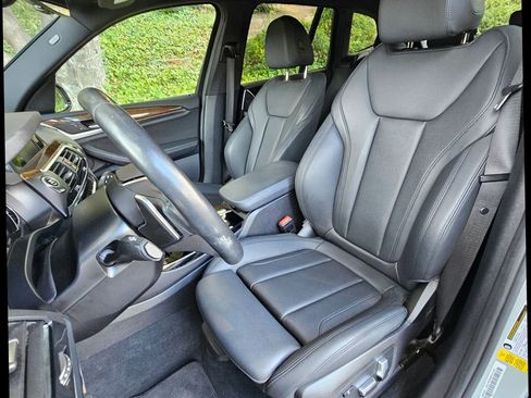 Used 2019 BMW X3 sDrive30i w/ Driving Assistance Package image 20