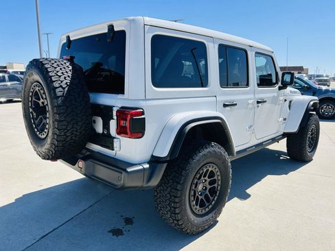 Used 2023 Jeep Wrangler Unlimited Rubicon w/ Xtreme 35 Tire Package image 41