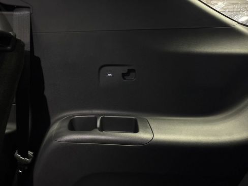 New 2026 Chevrolet Traverse Z71 w/ LPO, Floor Liner Package image 25