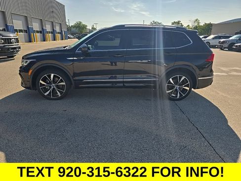 Used 2024 Volkswagen Tiguan SEL R-Line w/ MDO Package, Two-Row AWD/4WD image 3