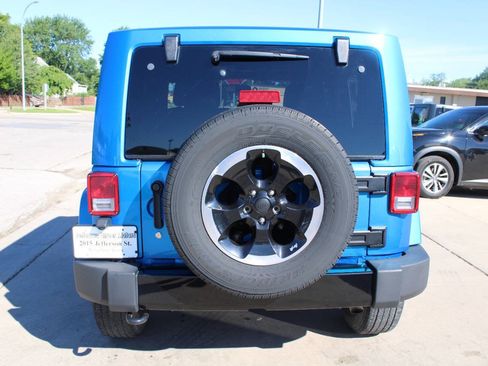 Used 2014 Jeep Wrangler Sahara AWD/4WD image 7