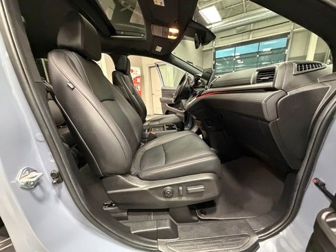 Used 2025 Honda Odyssey Sport-L image 45