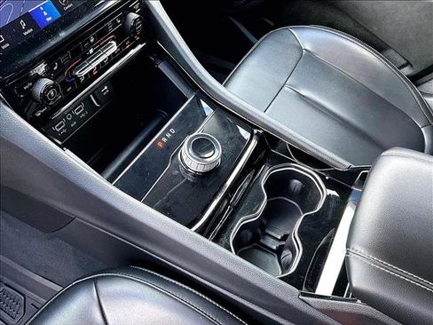 Used 2023 Jeep Grand Cherokee L Limited image 15