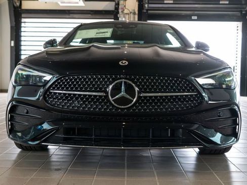 New 2026 Mercedes-Benz CLE 450 4MATIC Coupe image 2