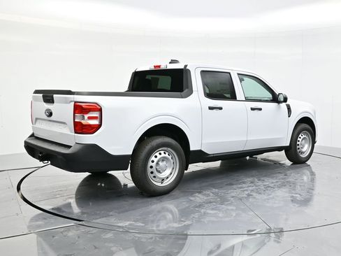 New 2025 Ford Maverick XL image 5