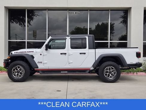 Used 2024 Jeep Gladiator Rubicon AWD/4WD image 4