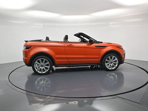 Used 2018 Land Rover Range Rover Evoque HSE Dynamic AWD/4WD image 32