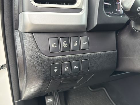 Used 2016 Toyota Highlander Limited Platinum AWD/4WD image 15