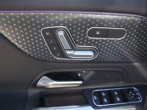 New 2026 Mercedes-Benz GLA 250 image 18