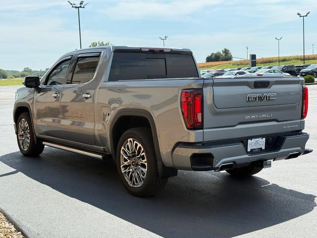 Used 2023 GMC Sierra 1500 Denali Ultimate AWD/4WD image 6