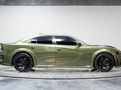 Used 2021 Dodge Charger SRT Hellcat RWD image 18