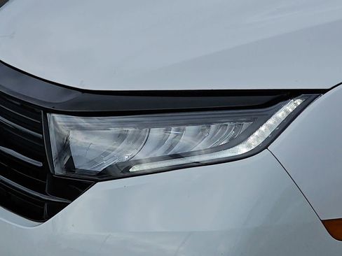 Certified 2024 Honda Odyssey Sport image 29