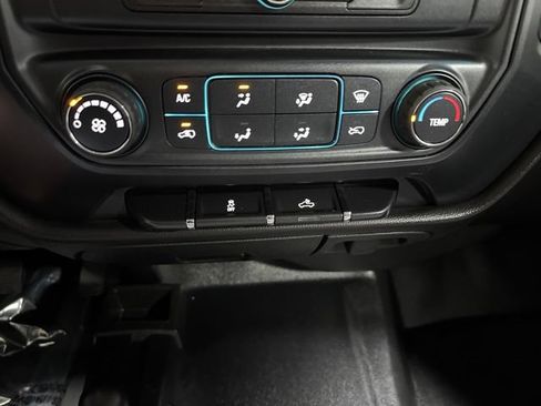 Used 2017 Chevrolet Silverado 1500 W/T w/ Trailering Package AWD/4WD image 17