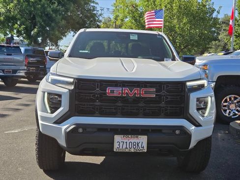 Used 2026 GMC Canyon Elevation w/ Convenience Package RWD image 2