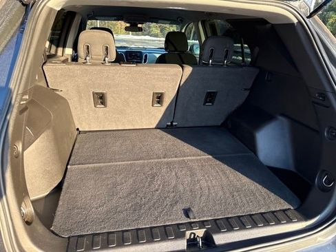 Used 2020 Chevrolet Equinox LS w/ LPO, Floor Liner Package image 24