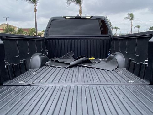 Used 2023 Toyota Tundra SR5 w/ SR5 Convenience Package AWD/4WD image 18
