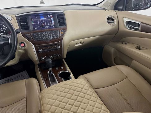 Used 2020 Nissan Pathfinder Platinum w/ Cargo Package image 30