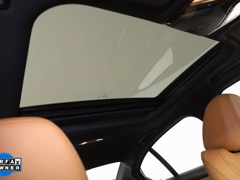 Used 2023 BMW 330i xDrive Sedan w/ Driving Assistance Package image 11