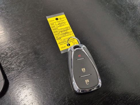 Used 2020 Chevrolet Equinox LT image 33