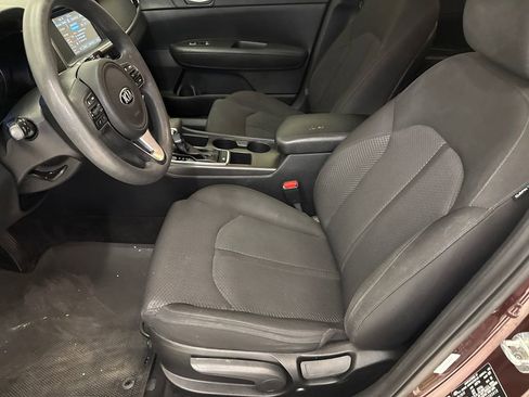 Used 2018 Kia Optima LX image 17