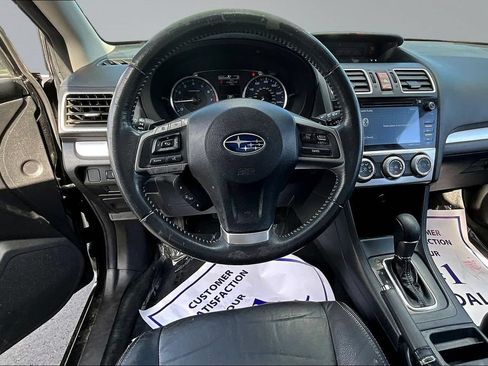 Used 2015 Subaru Crosstrek 2.0i Limited AWD/4WD image 8