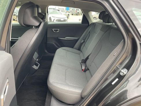 Used 2025 Kia K4 FWD image 10