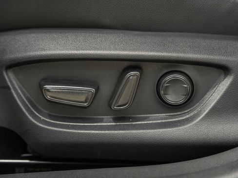 New 2026 Toyota Camry XLE AWD/4WD image 32