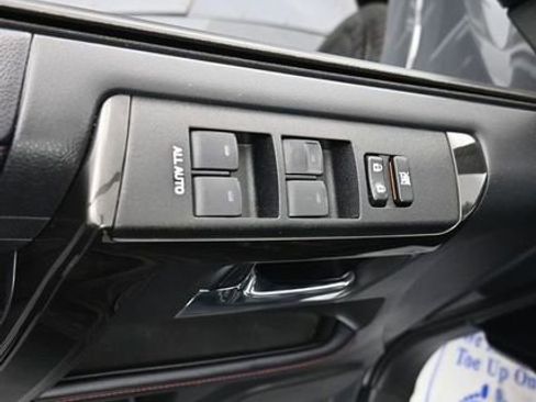 Used 2024 Toyota 4Runner TRD Off-Road Premium image 11