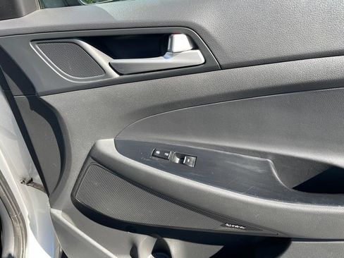 Used 2020 Hyundai Tucson Limited FWD image 36