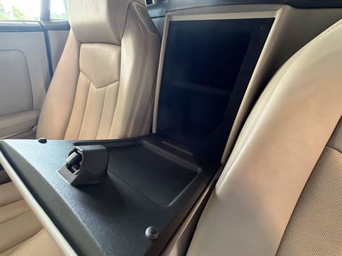 Used 2006 Cadillac XLR RWD image 34