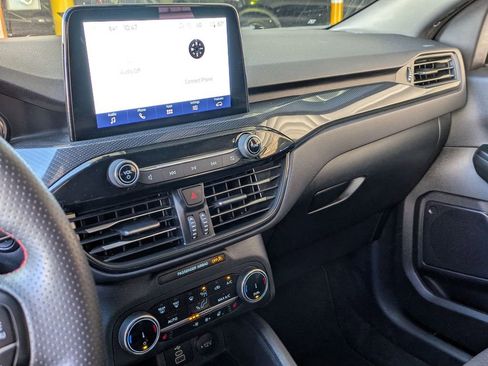 Used 2024 Ford Escape ST-Line image 15